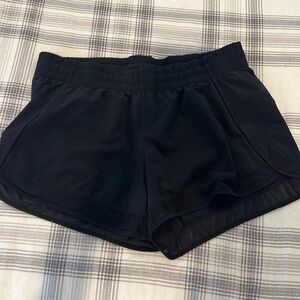 Athleta black mesh racer run short 4”